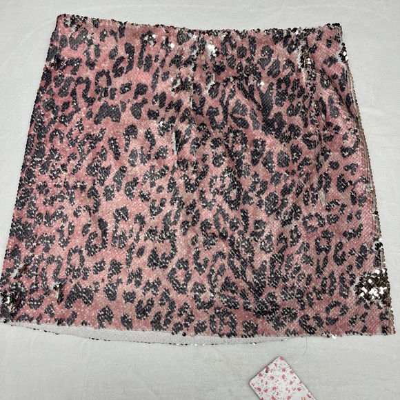 NWT FREE PEOPLE Pink Leopard/Cheetah Print Sequin Mini Skirt Size 2 - Picture 4 of 6